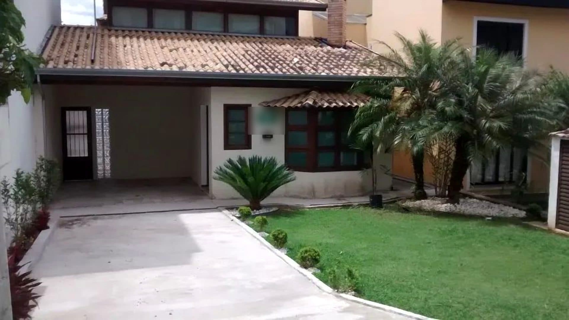Casa condomínio Aruã